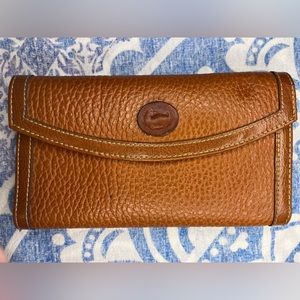 Vintage Dooney & Bourke wallet